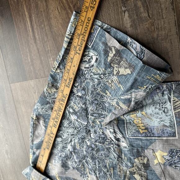 NWT Reyn Spooner Marvel Avengers Assemble Camp Button Up S/S Shirt Mens 2XL Dad - Picture 11 of 12